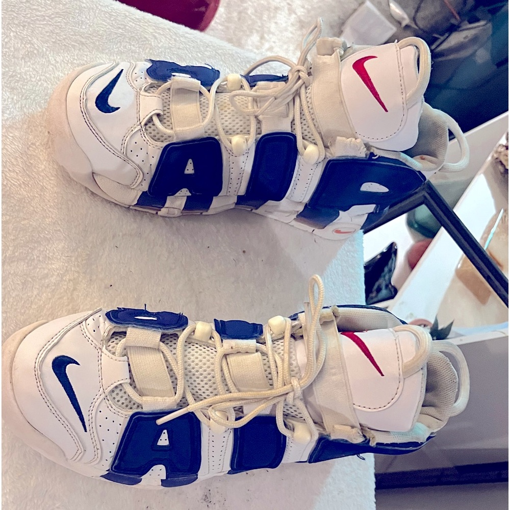 Scottie Pippen up-tempo Nike 33s size 10 in men’s